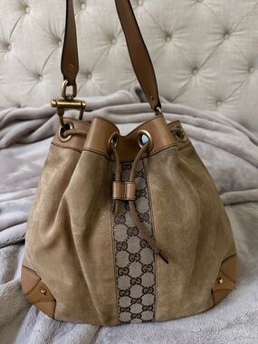 Gucci Beige Suede GG Canvas Drawstring Shoulder Bag